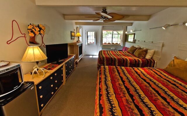 Hot Springs Inn