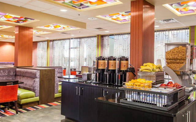 Holiday Inn Nashville Downtown - Stadium by IHG