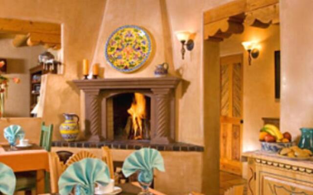 El Farolito Bed & Breakfast Inn