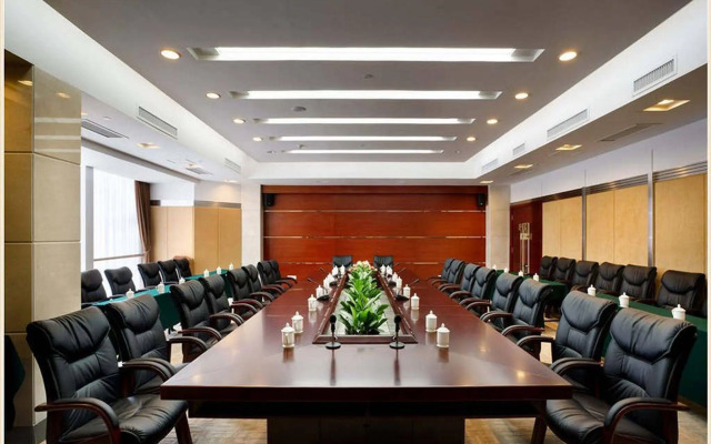 Yanling Hotel