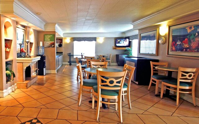 Motel 6 Garland, TX - Northeast Dallas