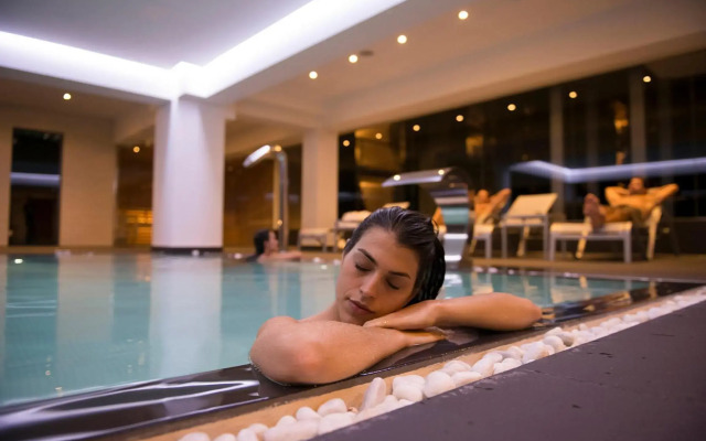 Las Gaviotas Suites Hotel