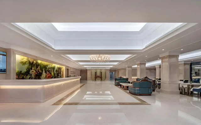 Vienna International Hotel (Shenzhen Huizhanwan Center)