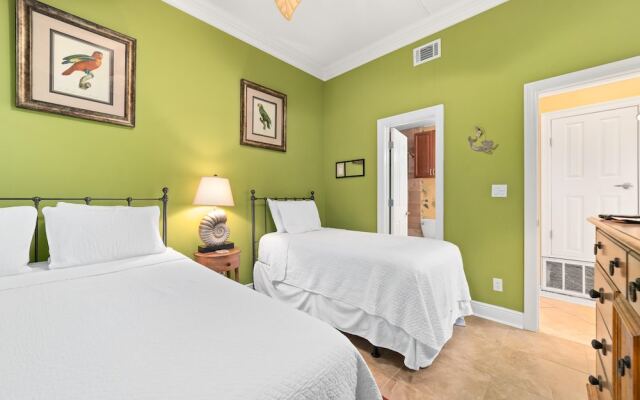 Seaspray East 1023- Gulf Front