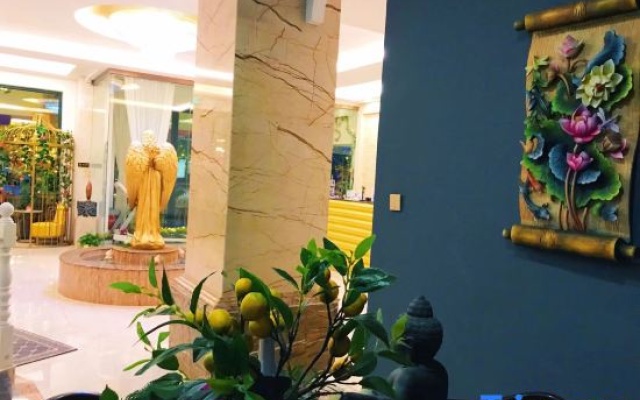 Merlin Art Hotel