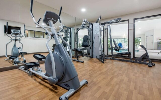 Comfort Suites Lafayette University Area