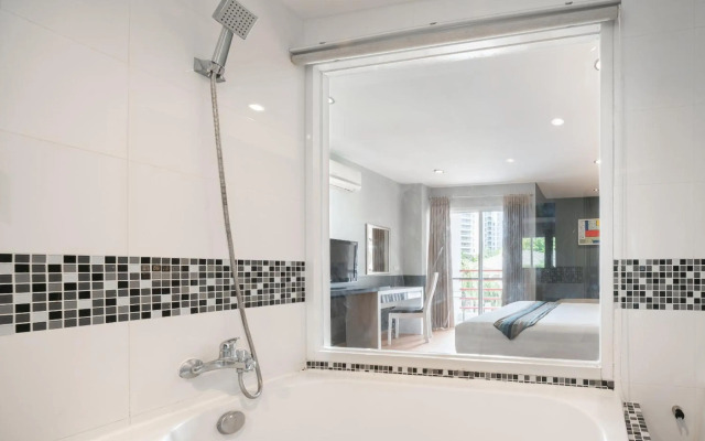 iCheck Inn Residences Sathorn
