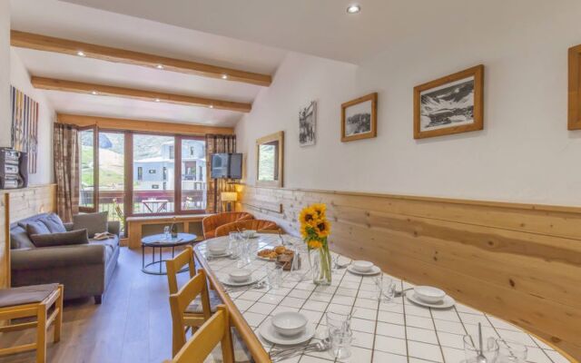 Le Grand Tichot A et B 28049