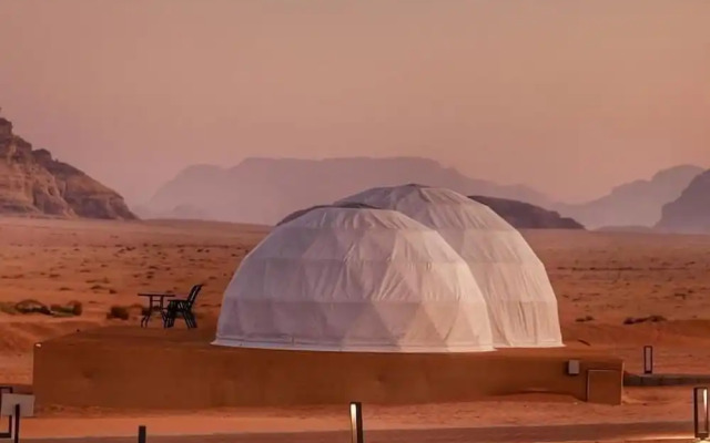 Wadi Rum UFO Luxotel - Campsite