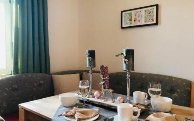Golden Gapa Central Family Apartment 30
