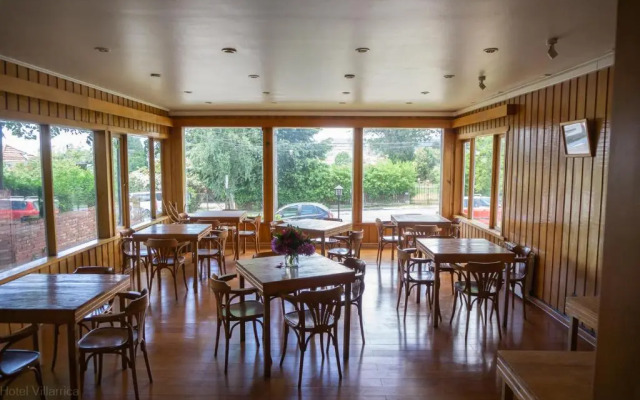 Hotel y Cabañas Villarrica