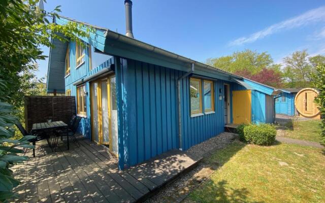 Ferienhaus "Ruhepol" im Ferienpark Extertal - Kamin, Fass-Sauna, Massagesessel