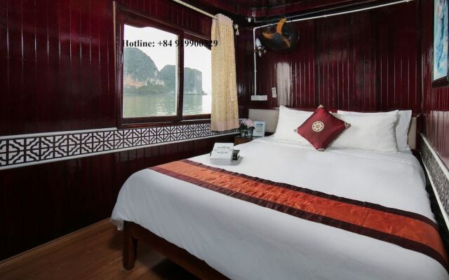 Halong Fantasea Cruise