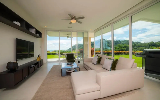 Montecielo 3E - 3 bdr 3 1 2 Bath Ocean View
