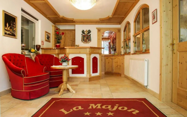 La Majon Apartments