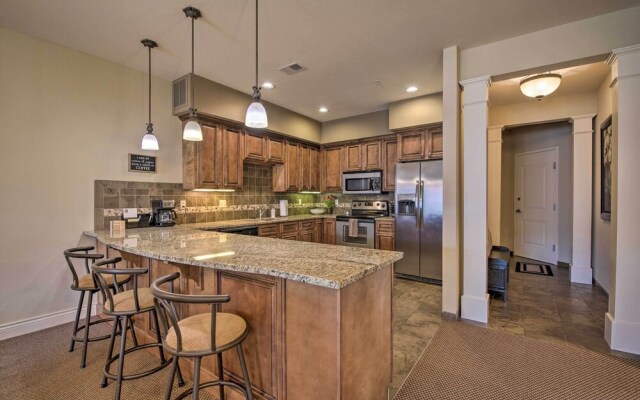 Spacious Branson Condo ~ 3 Mi to Downtown!