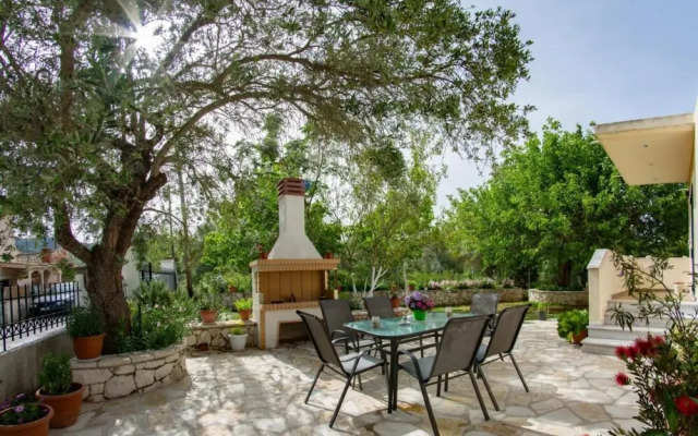 Nikis Country House - Lefkada BnB Private Parking