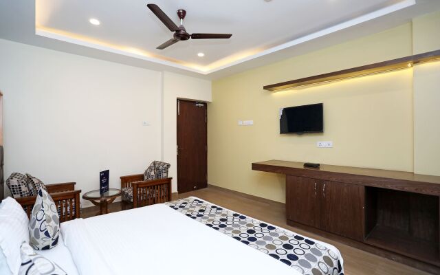 OYO 11666 Hotel Prakash Inn