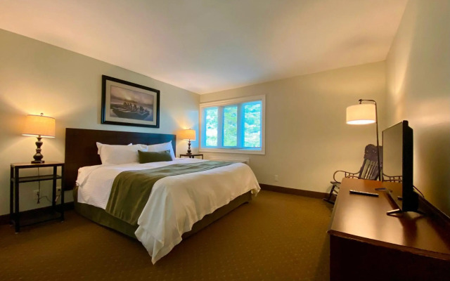 Rocky Crest Golf Resort