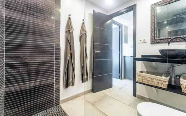 47-Beautiful Apartment With Views in Riviera del Sol