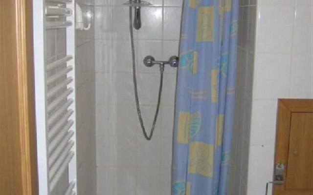 Apartment J Chymov 3