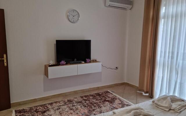 Beautiful New Apartment,Studio Close Tirana City Center