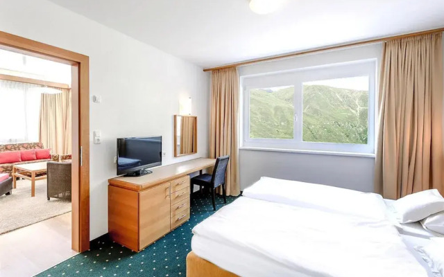 Flat in Obergurgl With Shared Wellness Centre