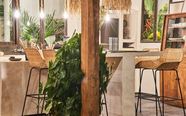 Fabulous 3BR Boho-chic Style, Umalas With Staff