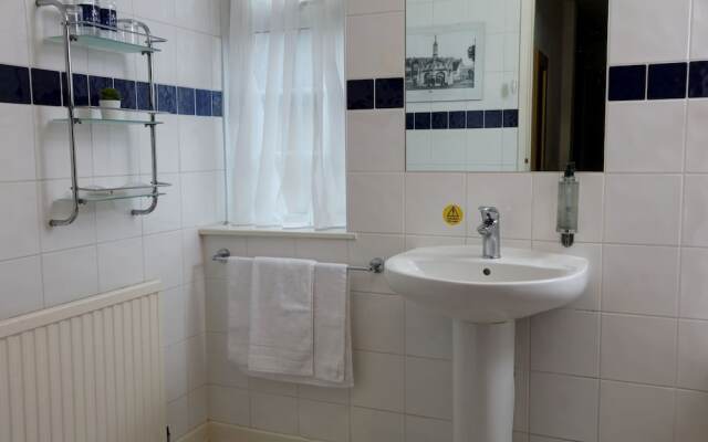 Best Western Mayfield House Hotel
