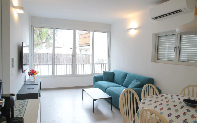 Bugrashov - charming, amazing & quiet 2 rooms