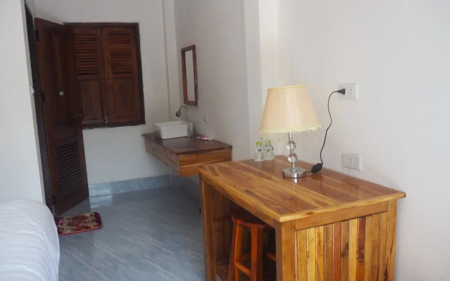 Nam Ou View Villa