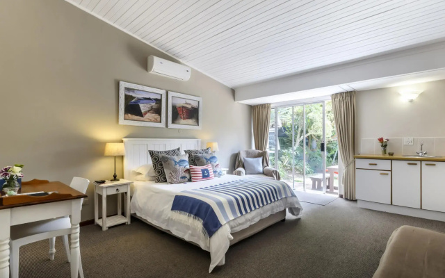 Admirals Lodge Guest House