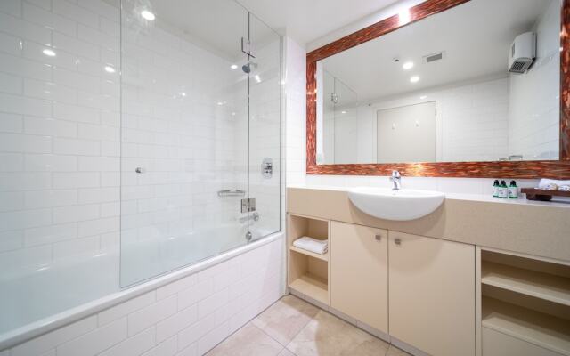 Lakeside by Harcourts