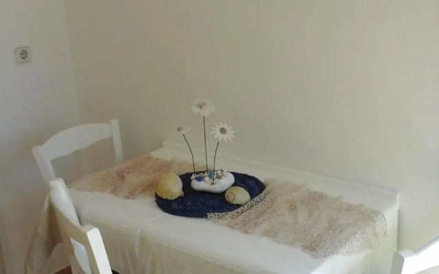 Apartments and rooms with parking space Hvar - 13161
