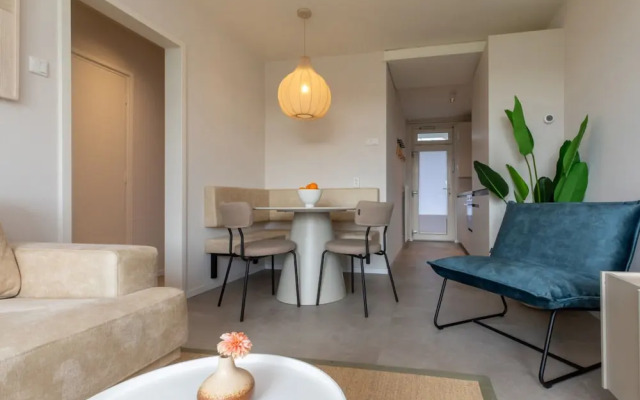 Lovely Apartment by the sea