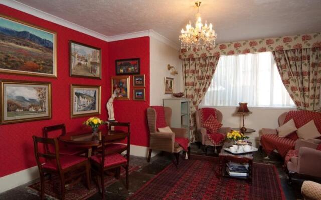 Woodlands Country House