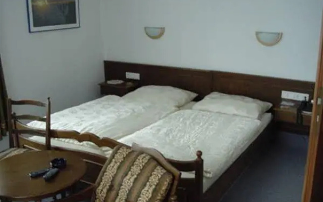 Aal-Kate Hotel