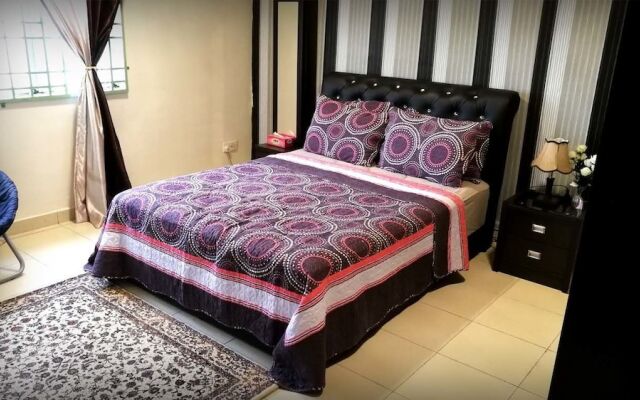 Ilirplace Pelangi Mall Homestay