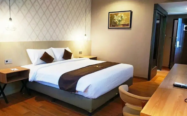 Zenith Premiere Hotel Baubau