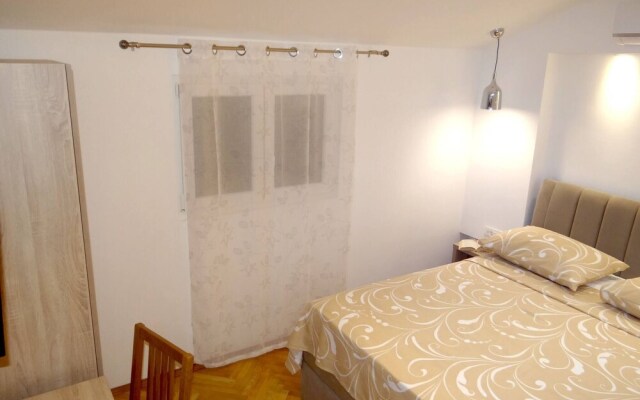 Heated Infinity Pool, Family Apartment With Panoramic sea View 3