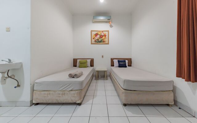 RedDoorz @ Hotel Pondok Kurnia near Buah Batu Bandung