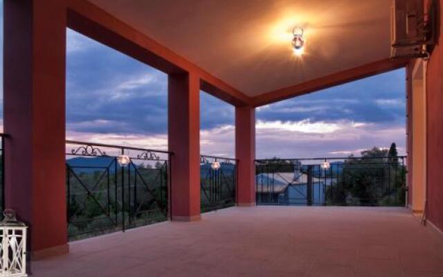 Evelina's Country House