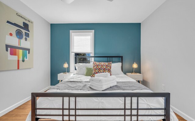 Heck Street Hideaway