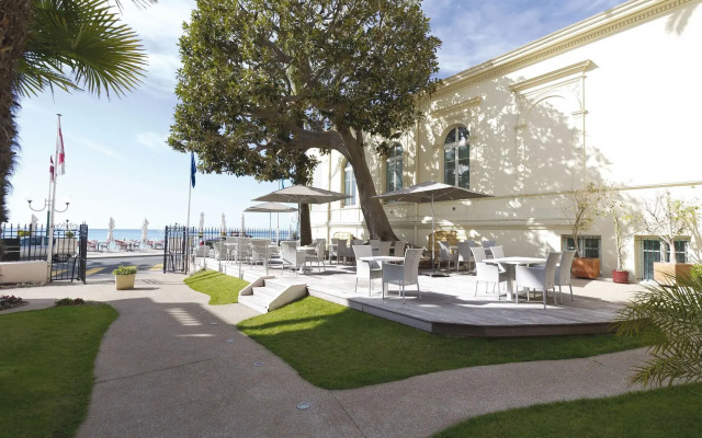 Hôtel Vacances Bleues Le Balmoral