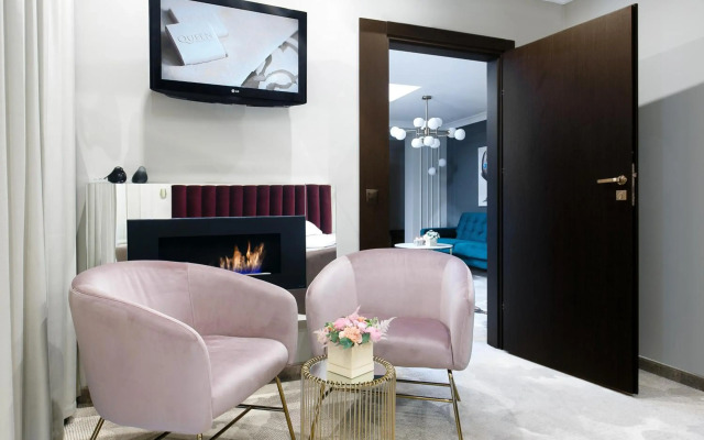 Queen Boutique Hotel