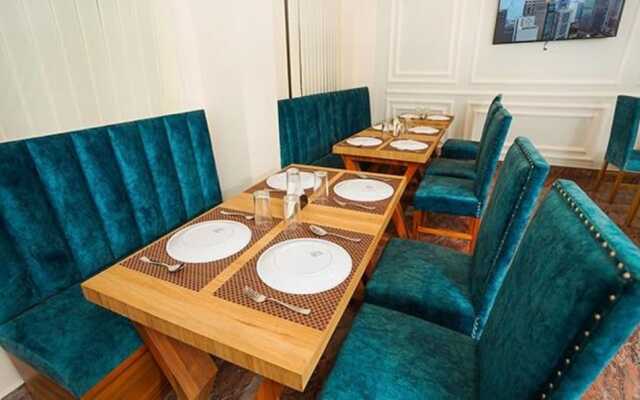 FabHotel Prime Royal Inn