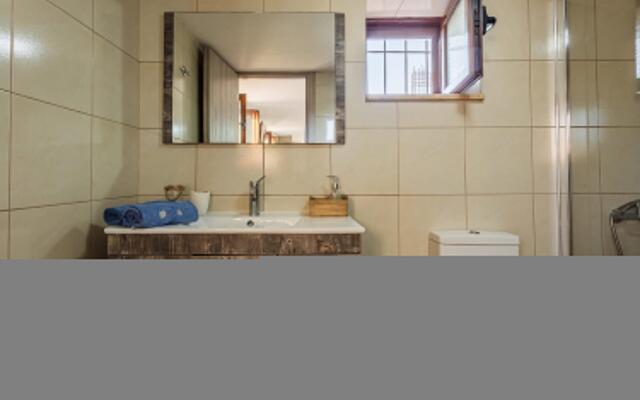 Mani Summer Escape - Spacious Home, Fully equipped