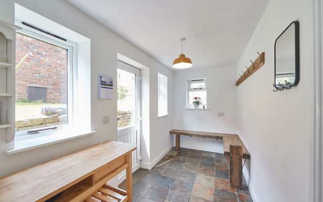 Host Stay Fairview House