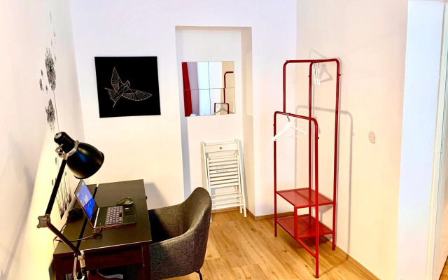 Urban Contactless Apartment