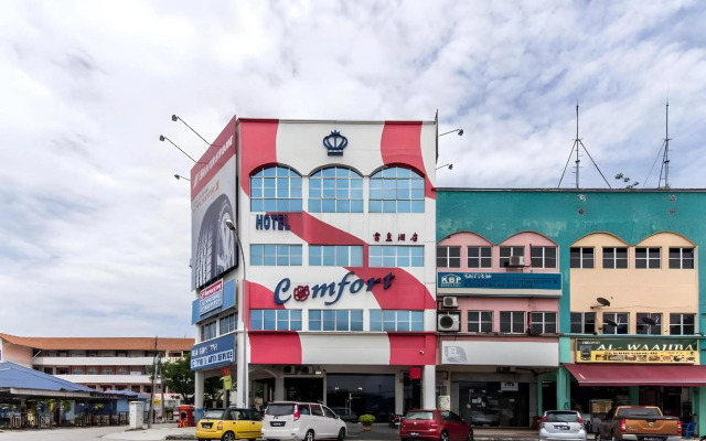 Super OYO 340 Comfort Hotel